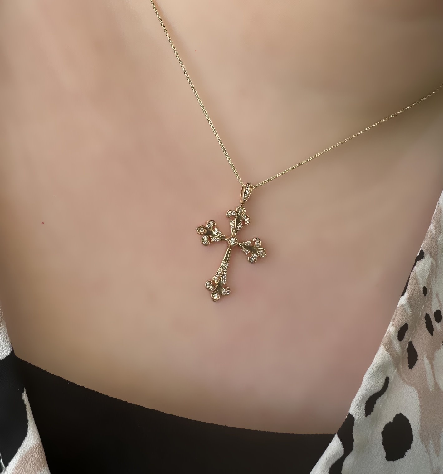 10k Yellow Gold Fashion Diamond Cross