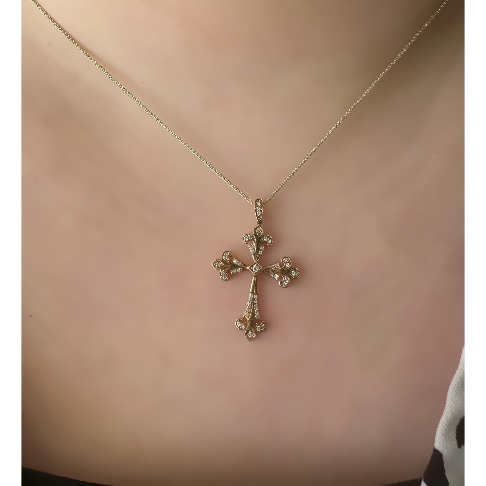 10k Yellow Gold Fashion Diamond Cross