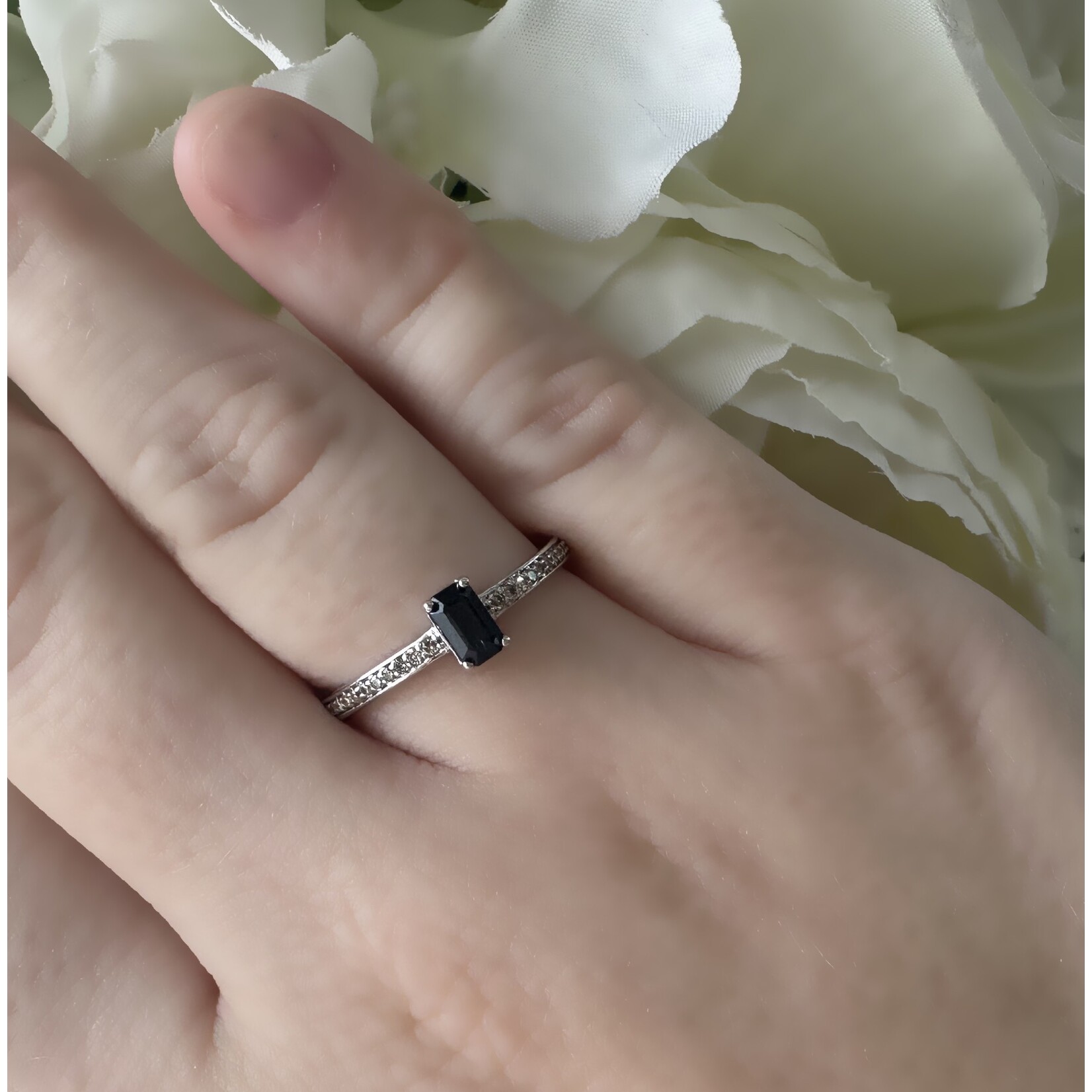 10k White Gold Sapphire Ring with Diamond Band