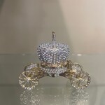 Queen Carriage Trinket Box