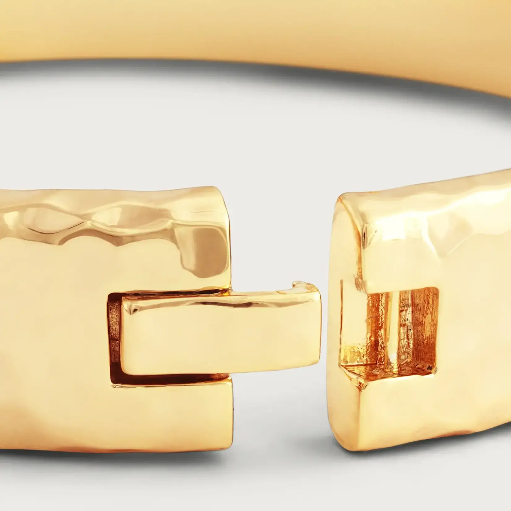 Farrier Wide Hinged Bangle