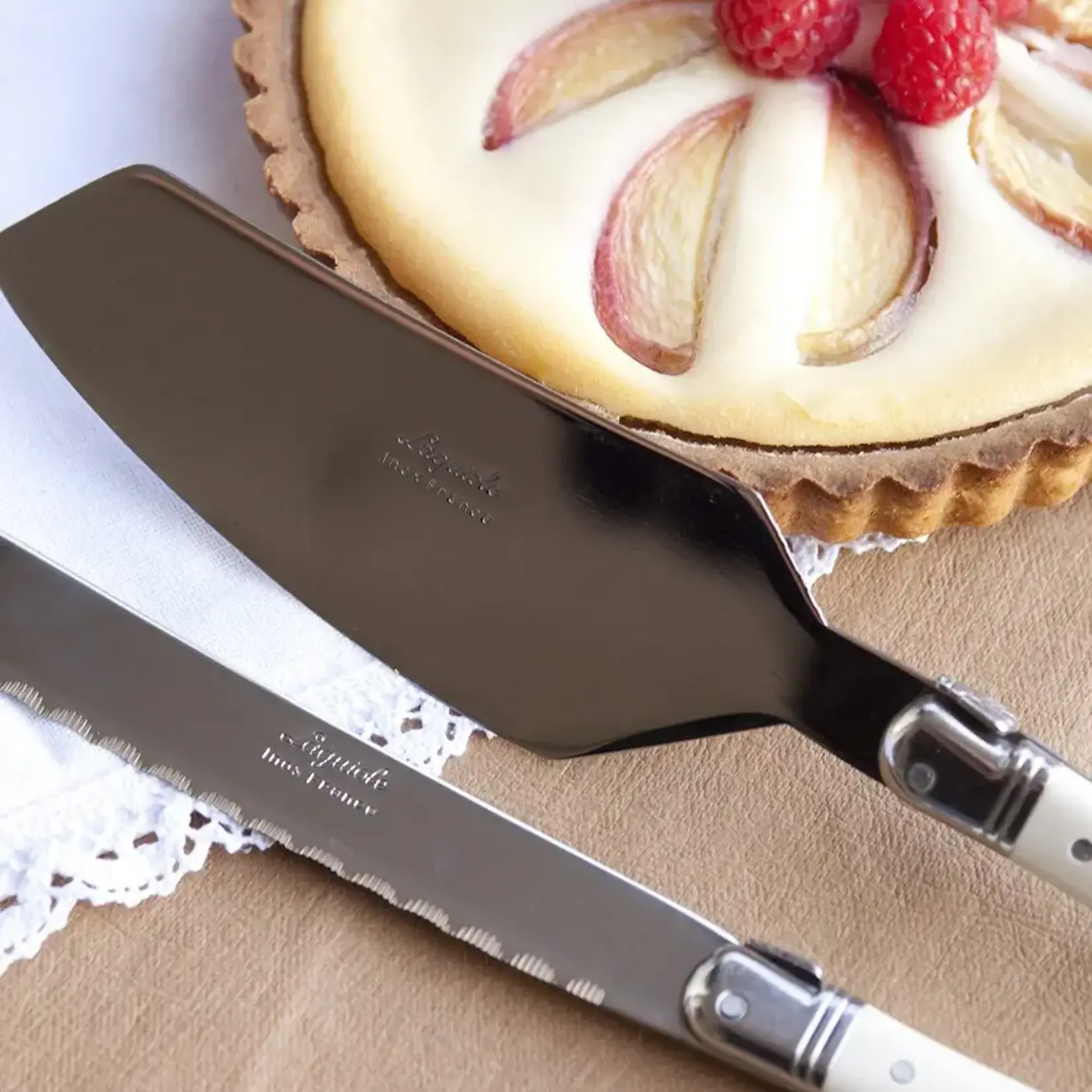 Laguiole Cake Serving Set, Ivory in Wooden box