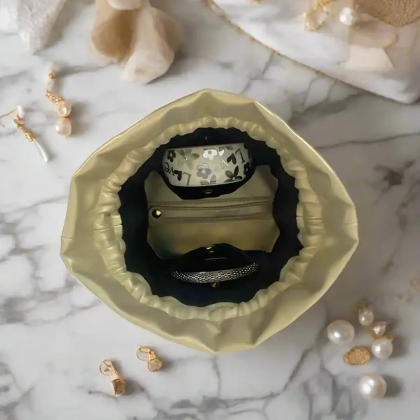 Ultra Jewelry Case - Gold