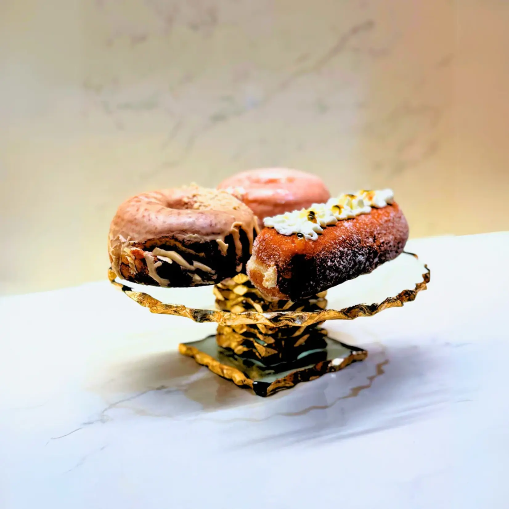 harper cake plate 9in