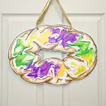 KING CAKE DOOR HANGER