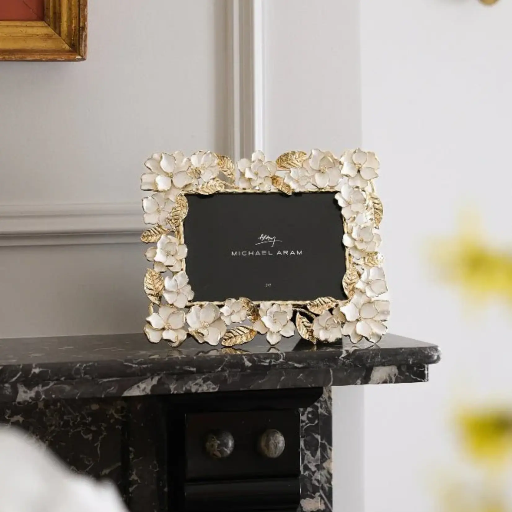 gardenia sculpted frame 5x7