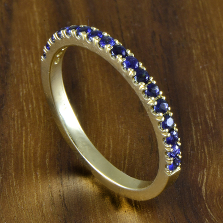 rings ceylon sapphire microset in 14k yellow gold