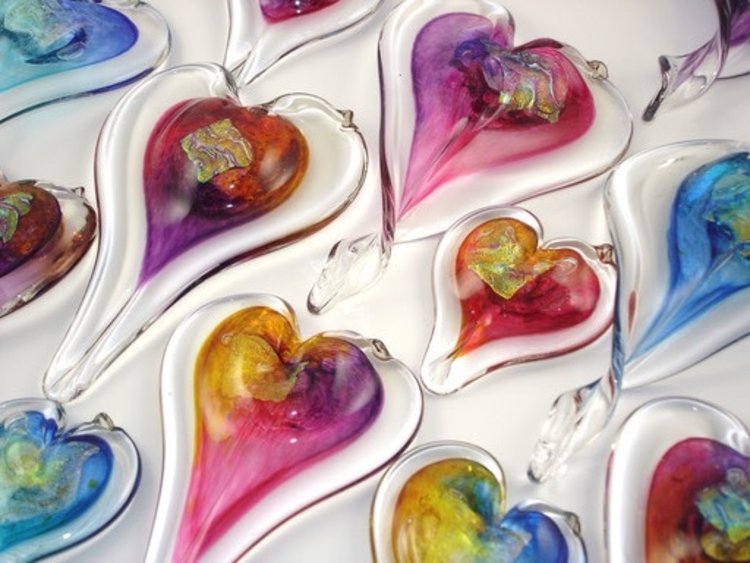 glass hanging heart, medium 5”