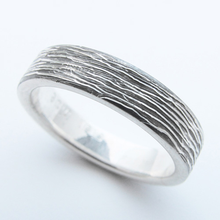 rings carbon narrow horizontal scratch band