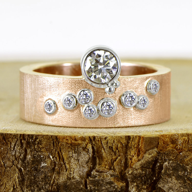 fade 0.46ct round brilliant diamond rose fade