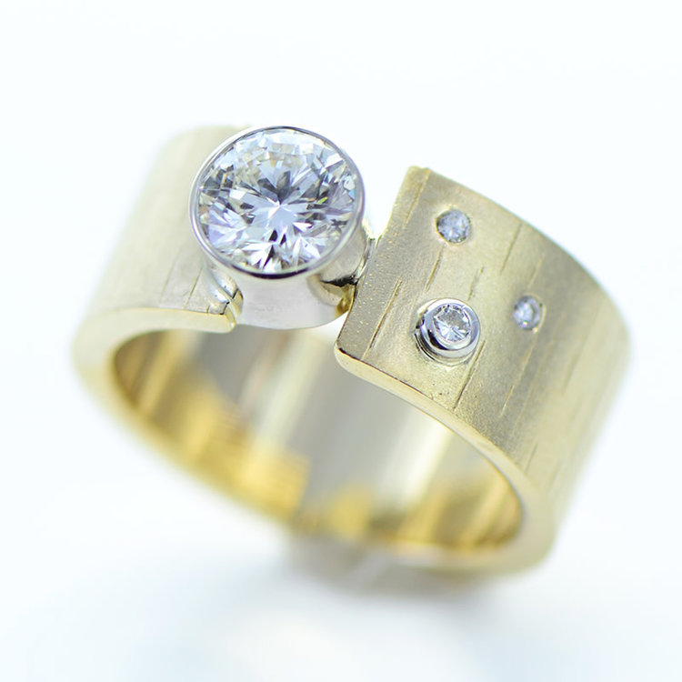 gravity 1.03ct diamond yellow gravity