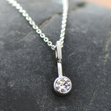 necklaces 0.25ct diamond minimal pendant