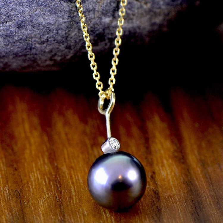 minimal 14k yellow gold tahitian south sea black pearl and diamond minimal pendant