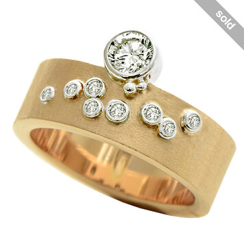 fade 0.46ct round brilliant diamond rose fade