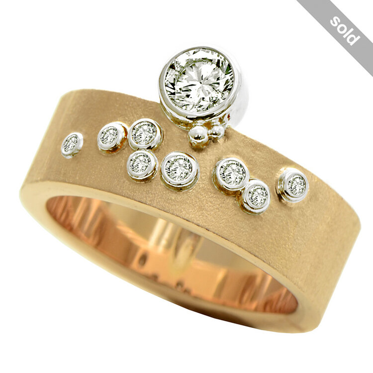 fade 0.46ct round brilliant diamond rose fade