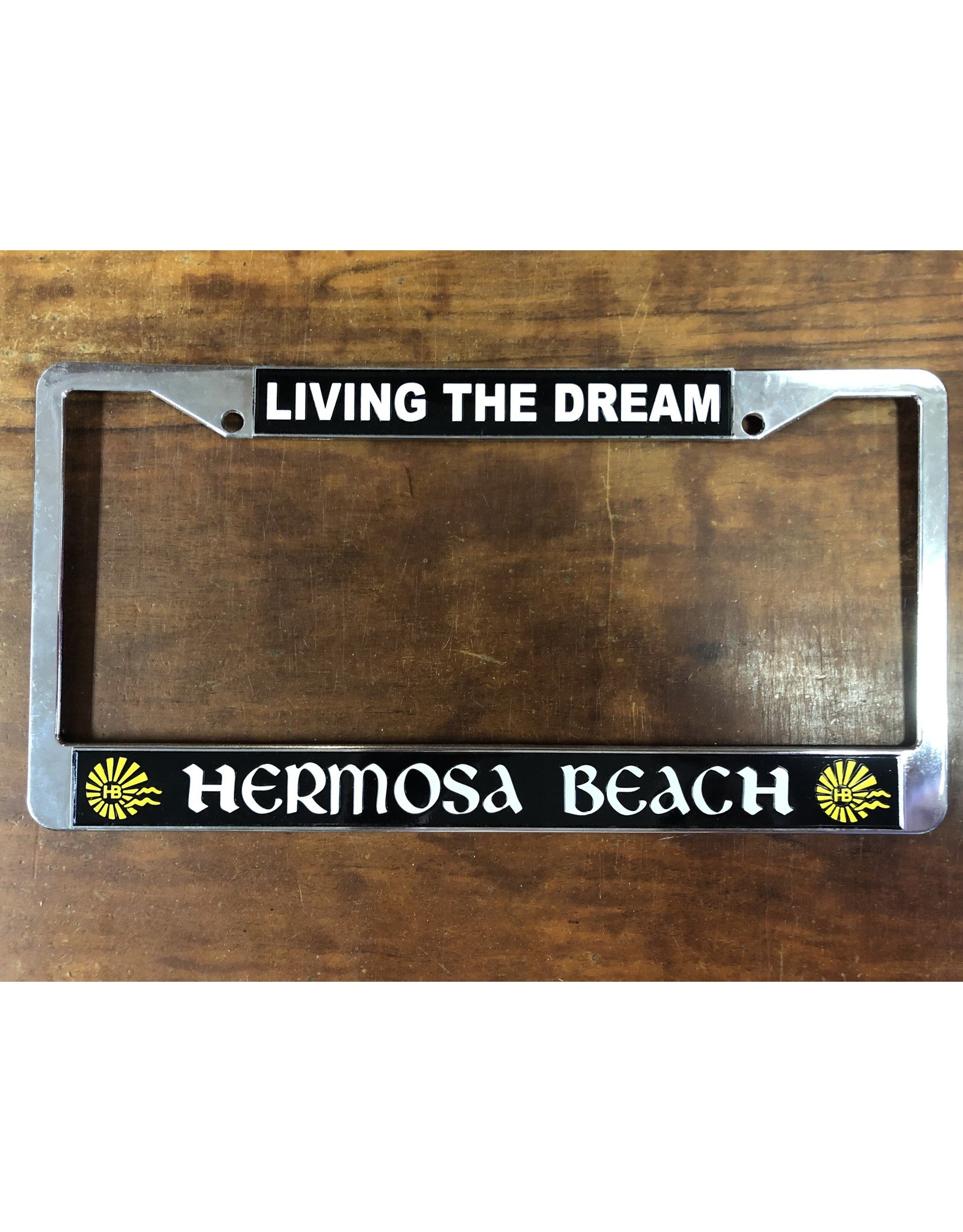 HB LICENSE PLATE COVER "LIVING THE DREAM"