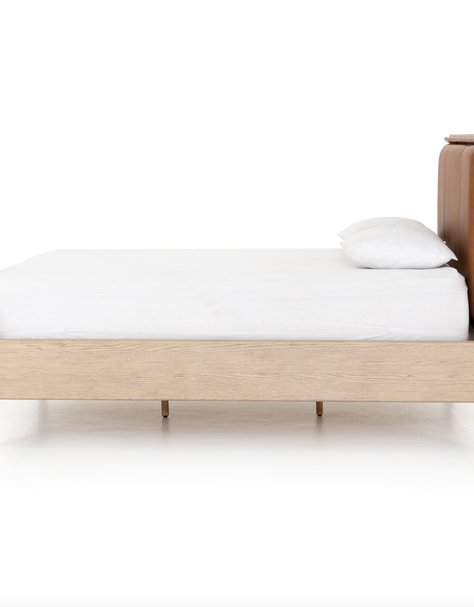 Rosedale Bed  in Yucca Oak Veneer, Chaps Sand - King