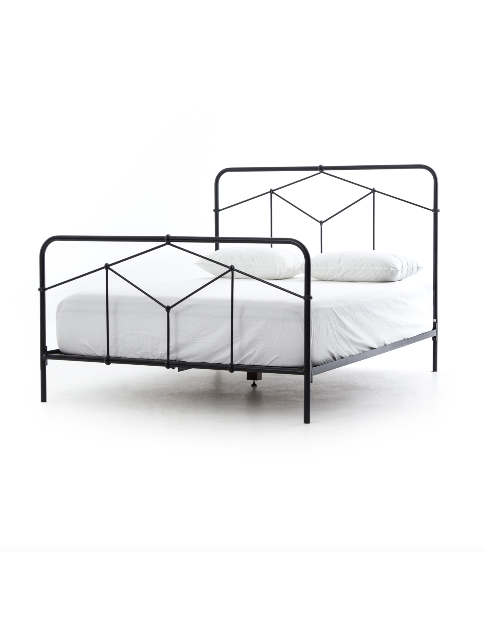 Casey Iron Queen Bed in Black