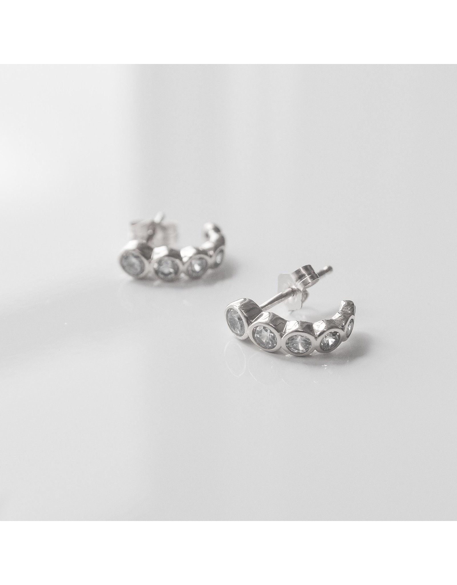 Astrid Hoop Earrings