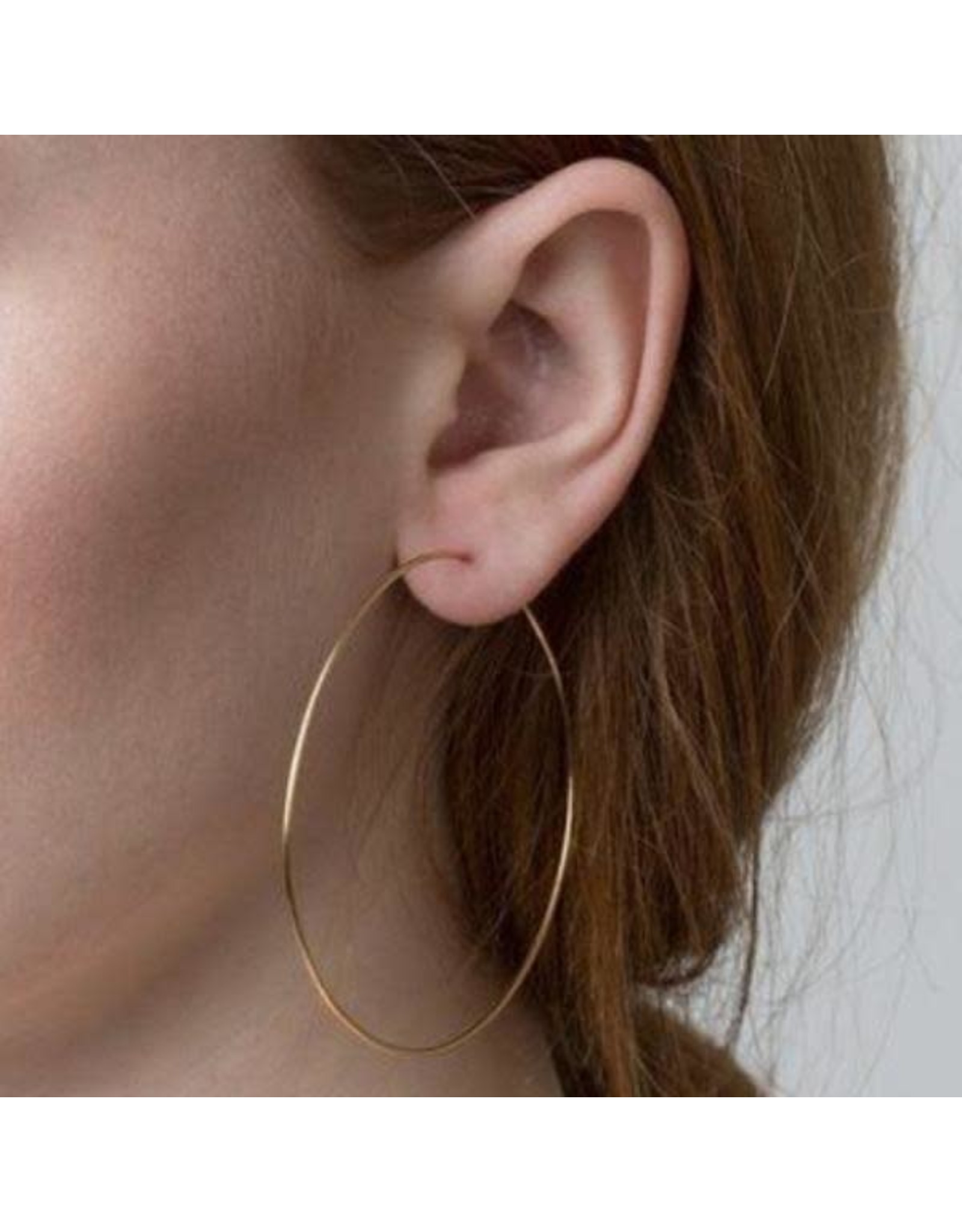 Lola Hoops