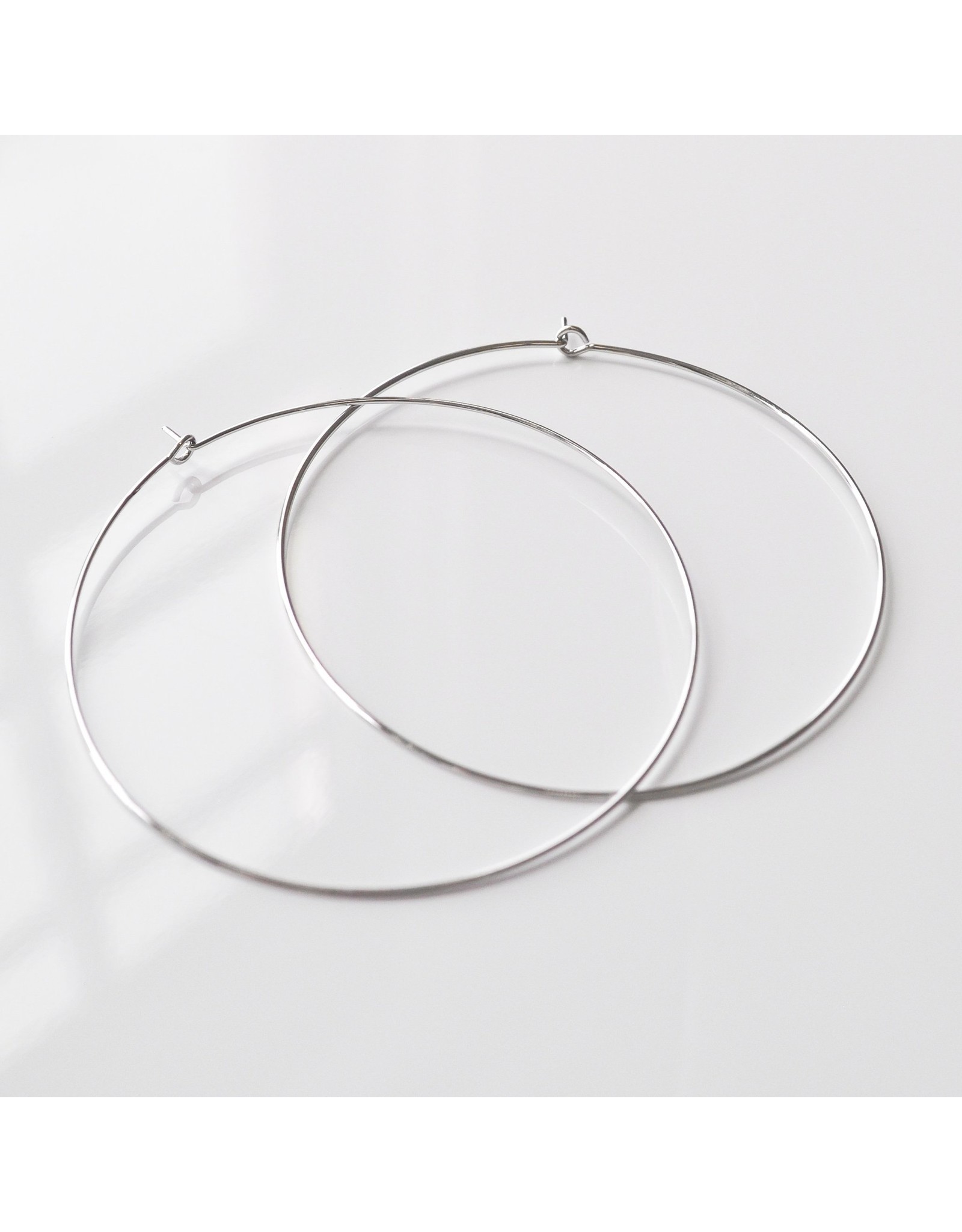 Lola Hoops