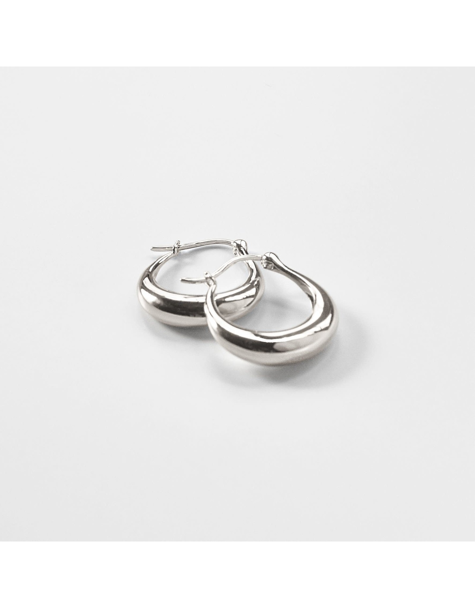 Hendry Hoop Earrings