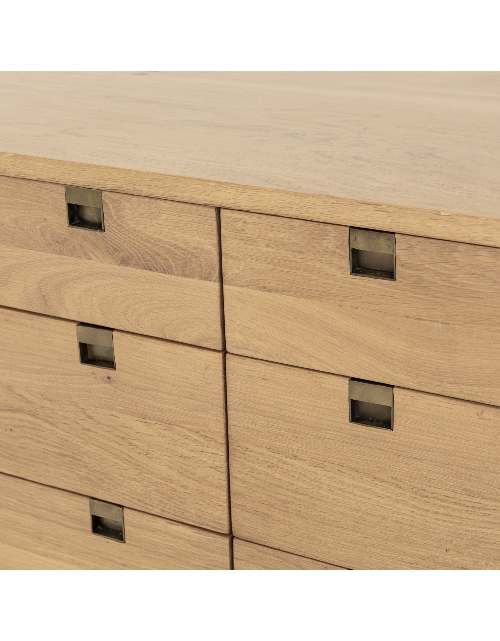 Carlisle 6 Drawer Dresser in Natural Oak