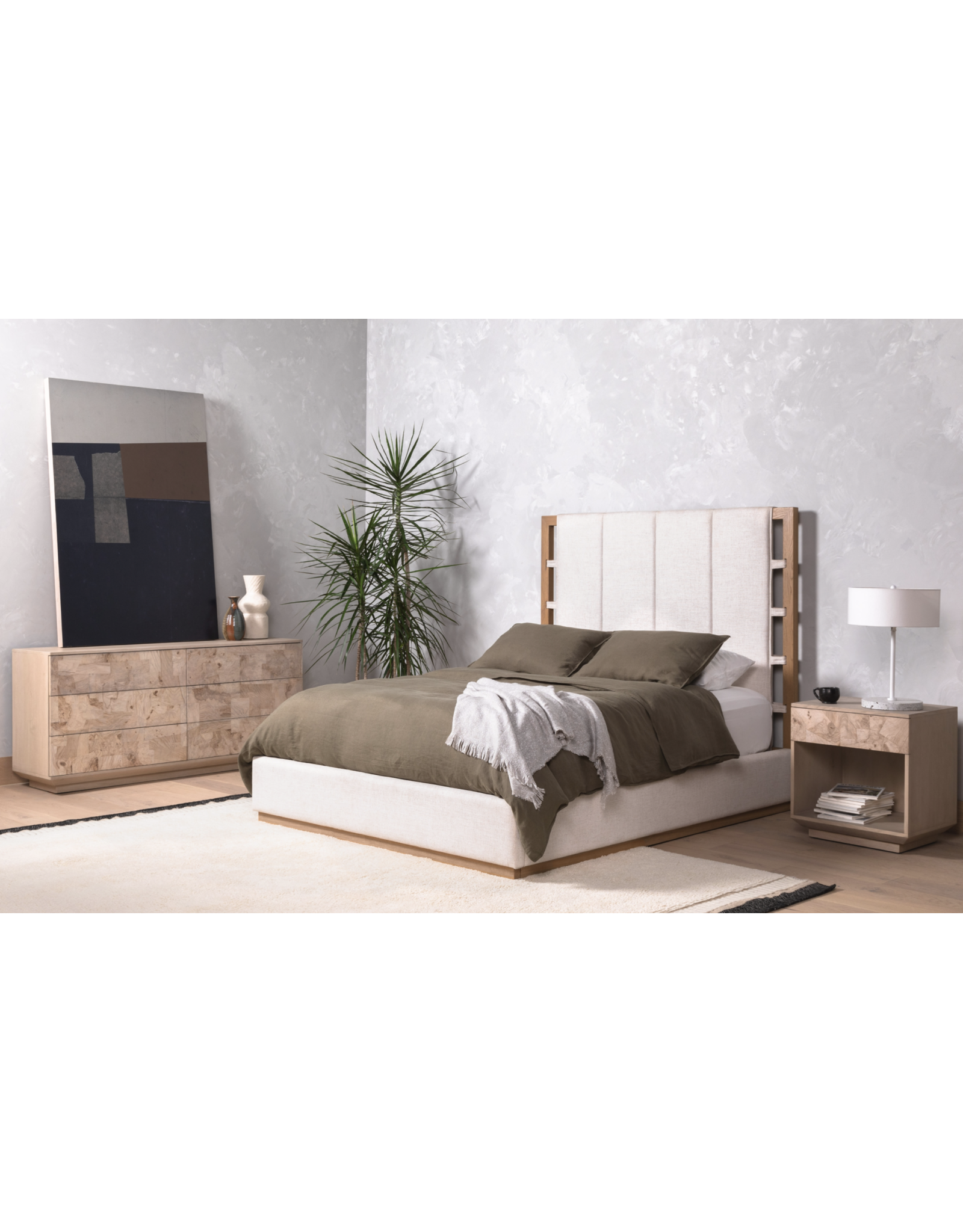Barnett Bed in Dover Crescent - King