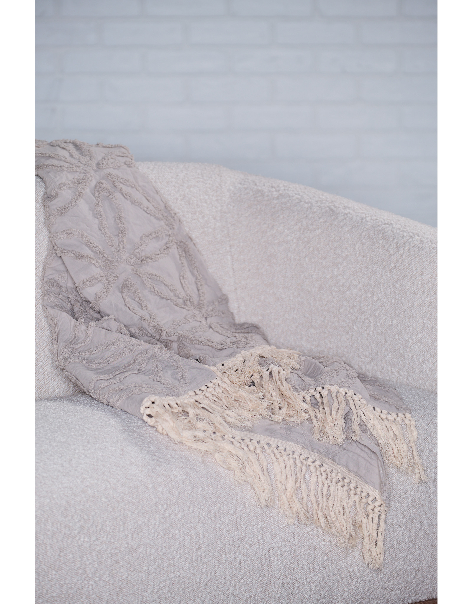 Tufted Lola Throw - Taupe