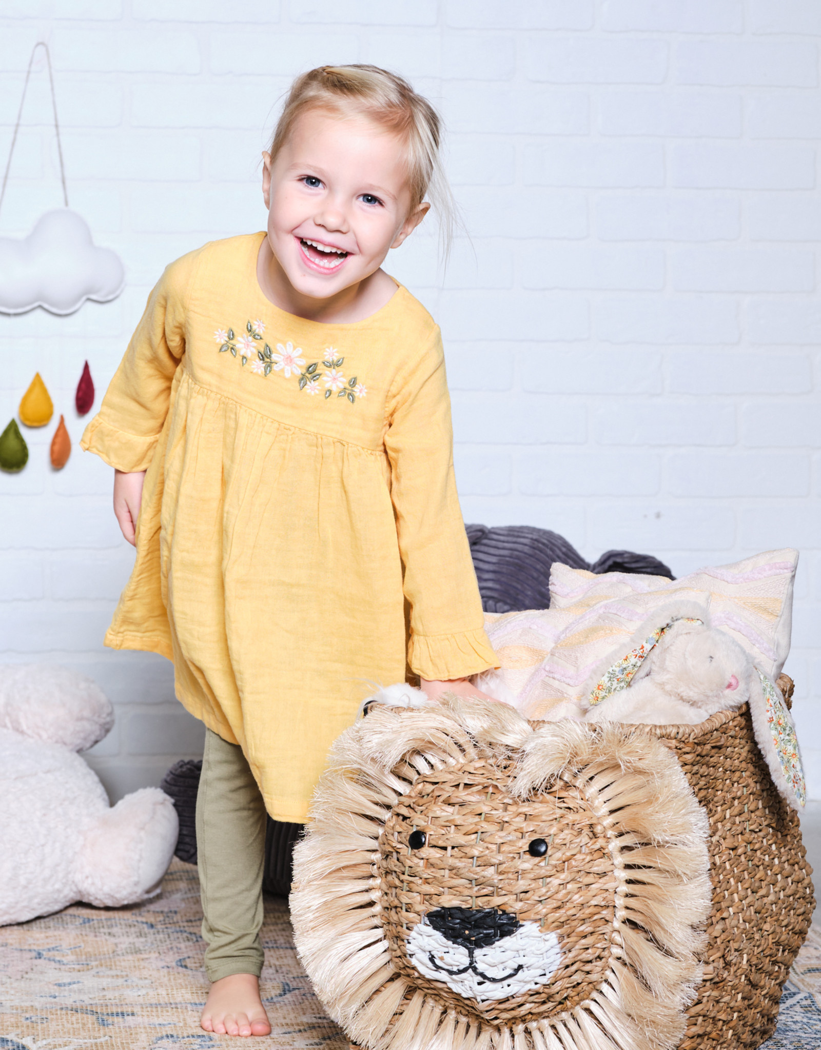 Hand-Woven Bankuan Lion Basket