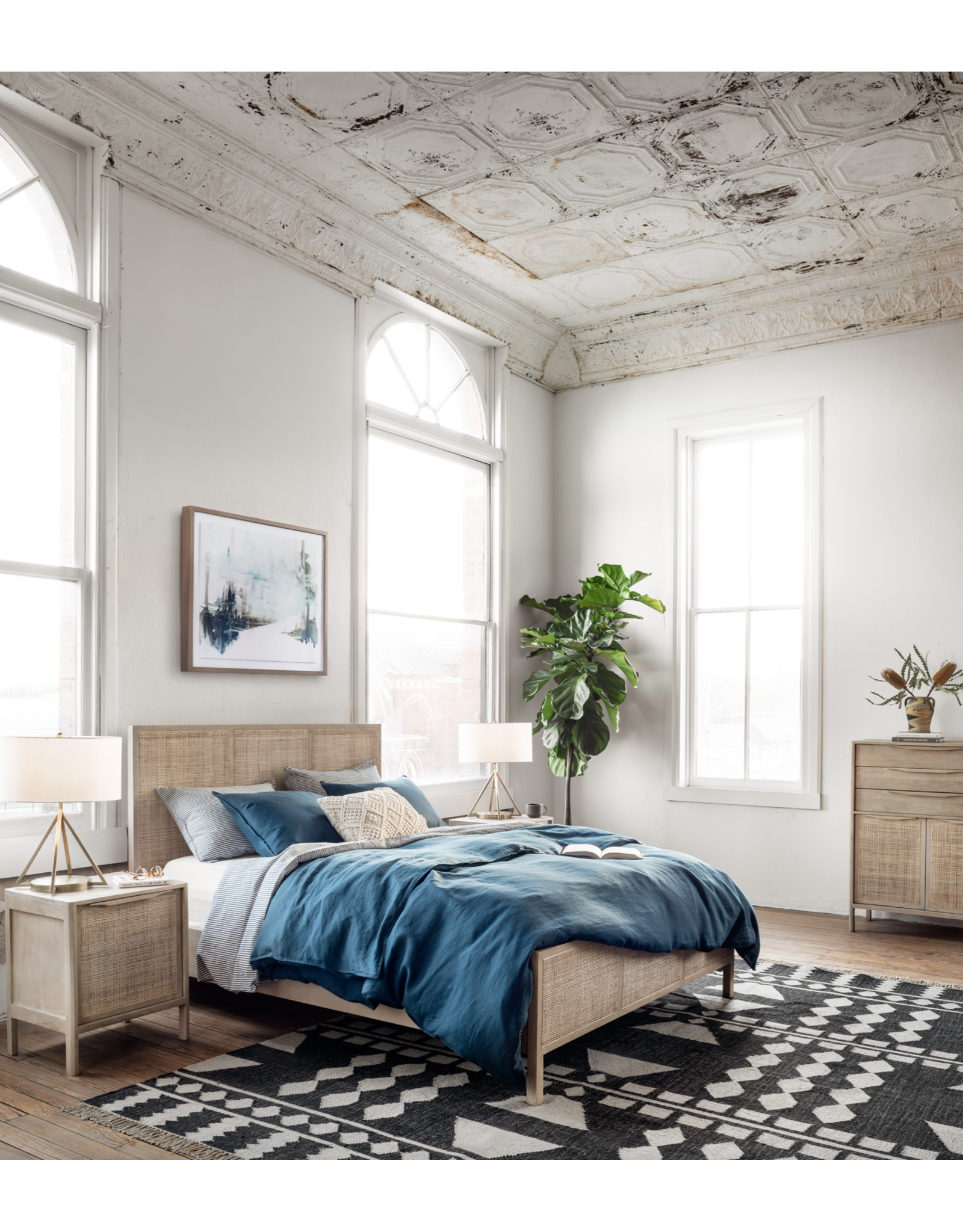 Sydney Queen Bed in Natural