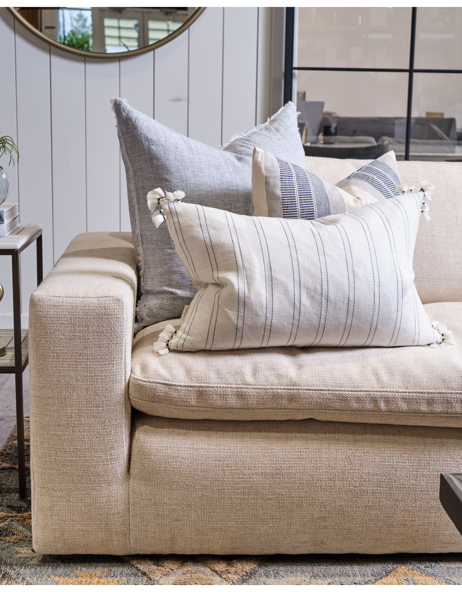 Porto Linen Pillow, 16x24