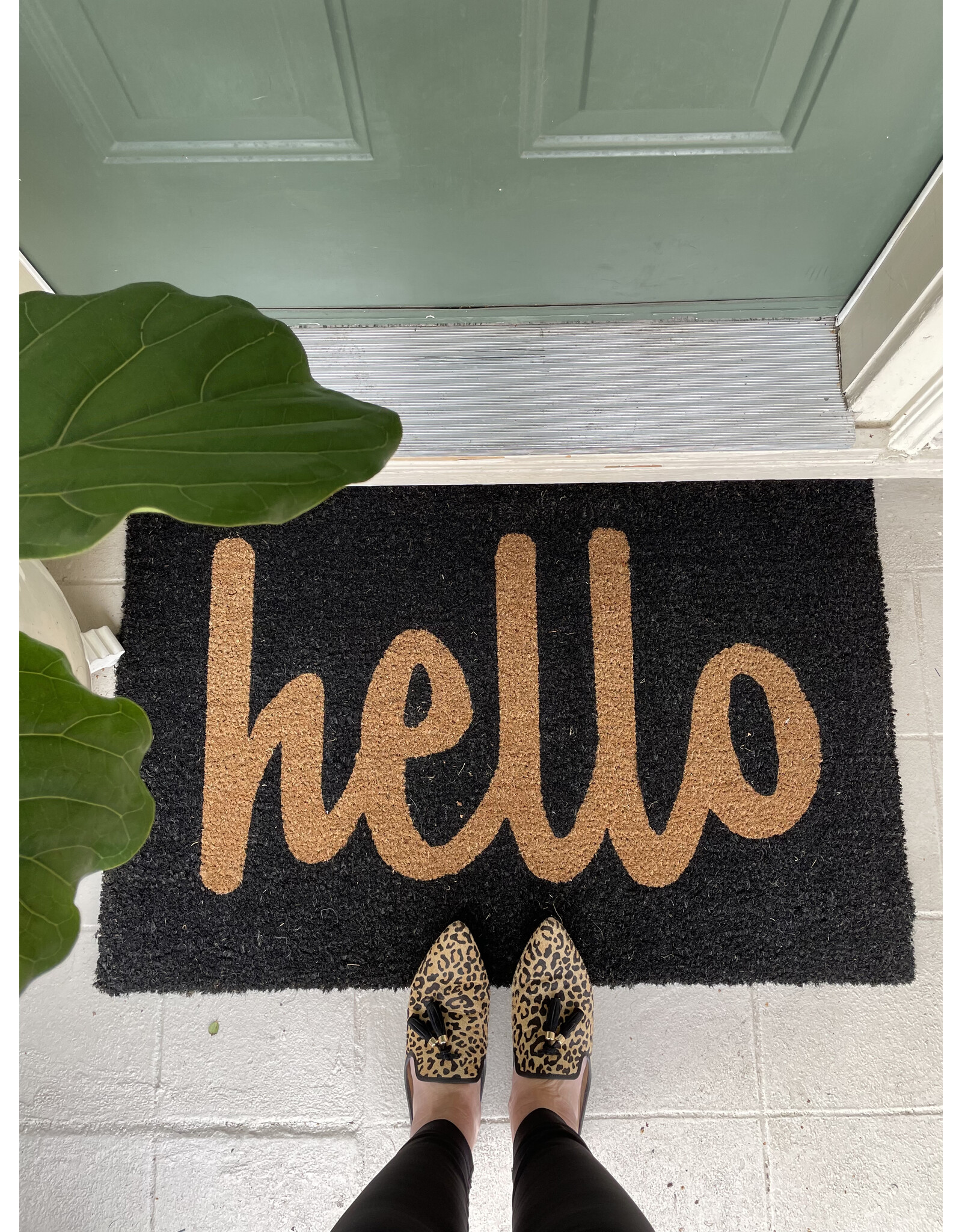 Script Hello Doormat Black