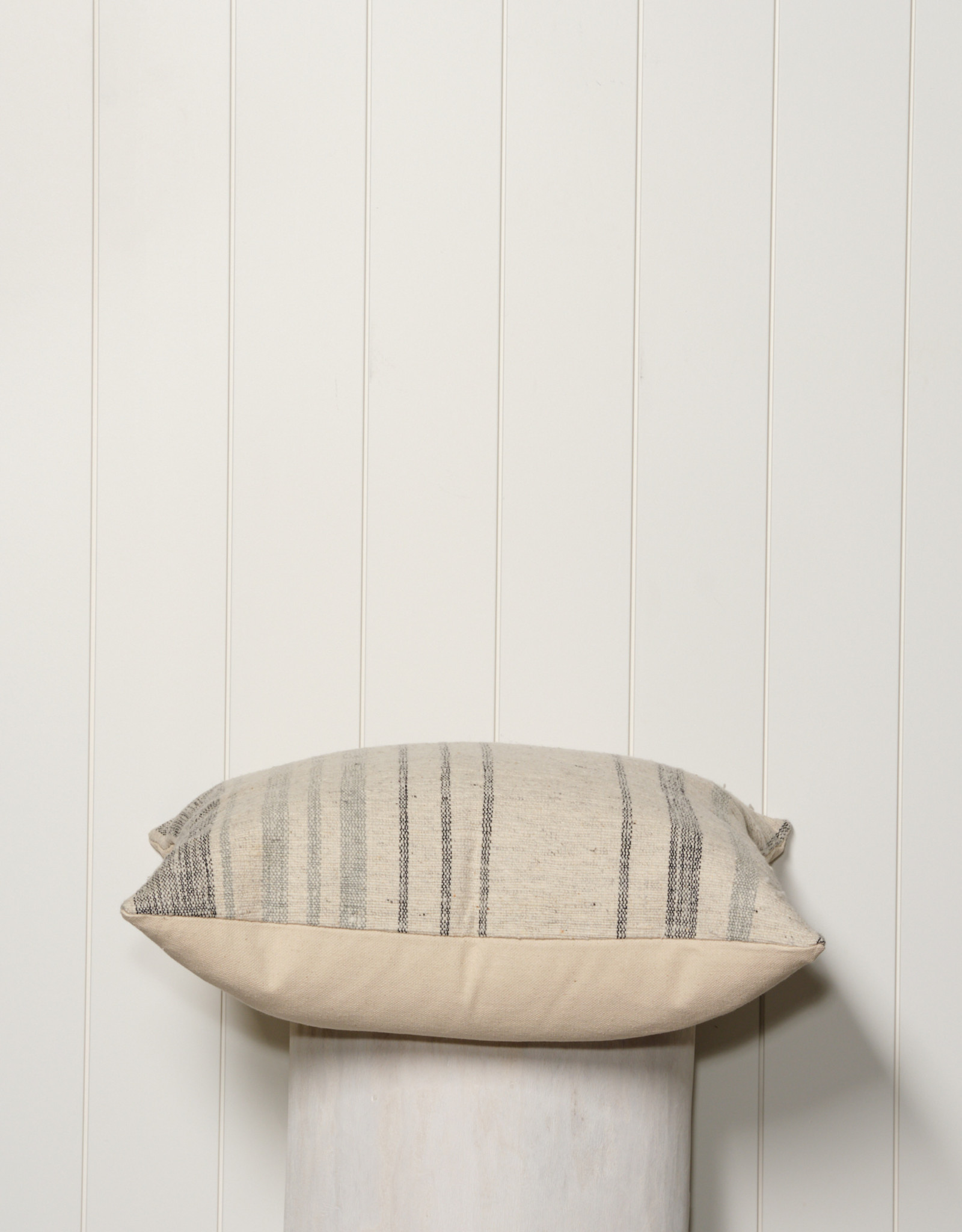 Madras Slub Pillow 24x24