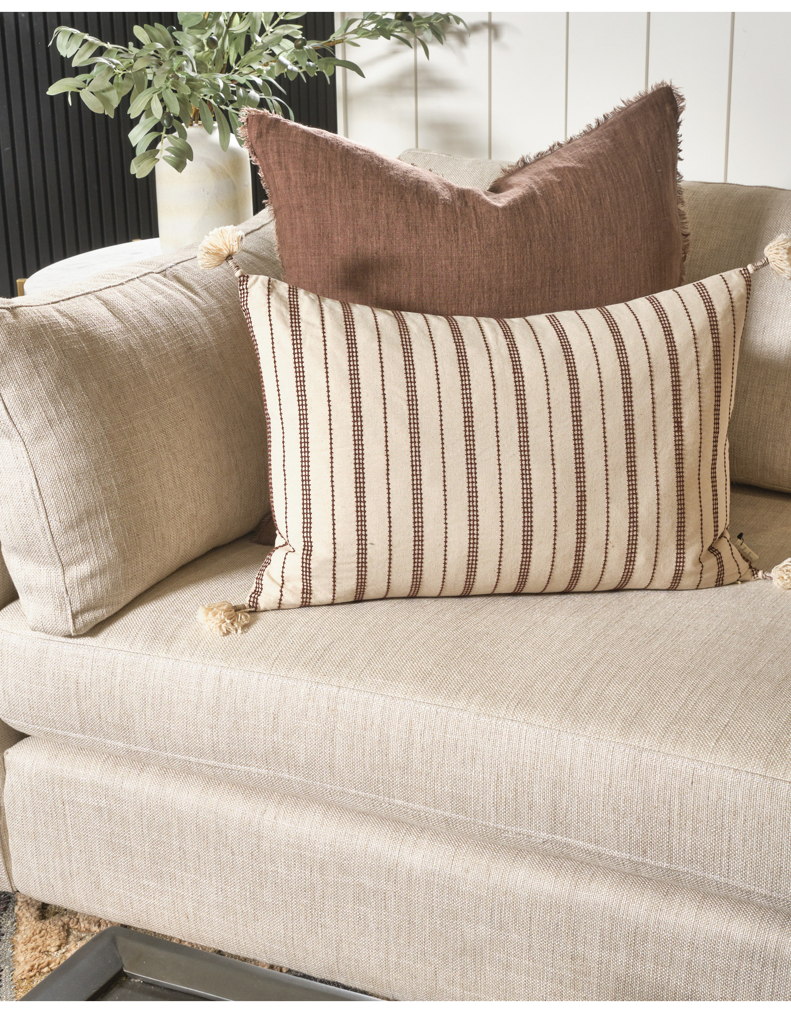 Lina Linen Pillow, Mocha 24x24