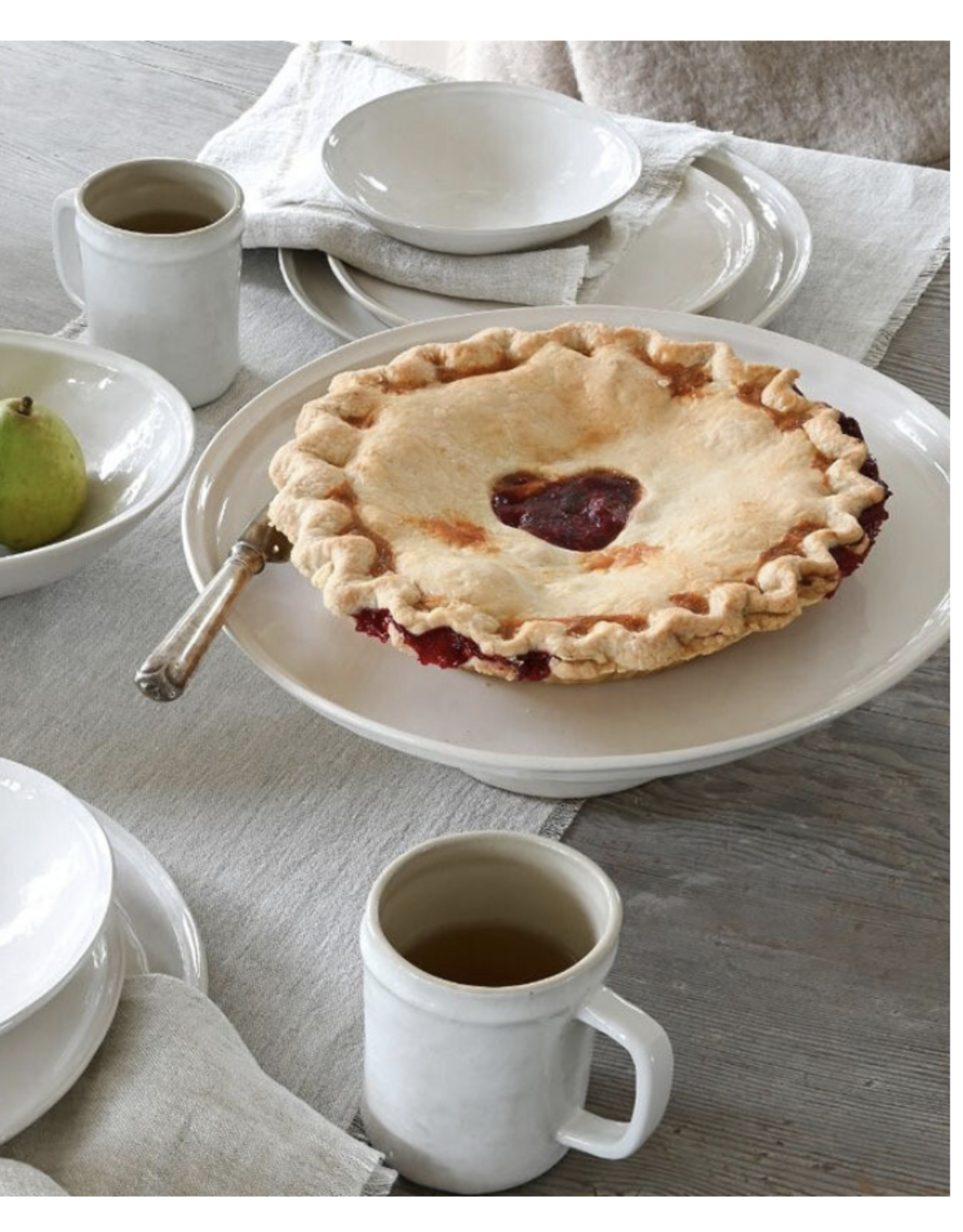 Highland Stoneware Cake Stand