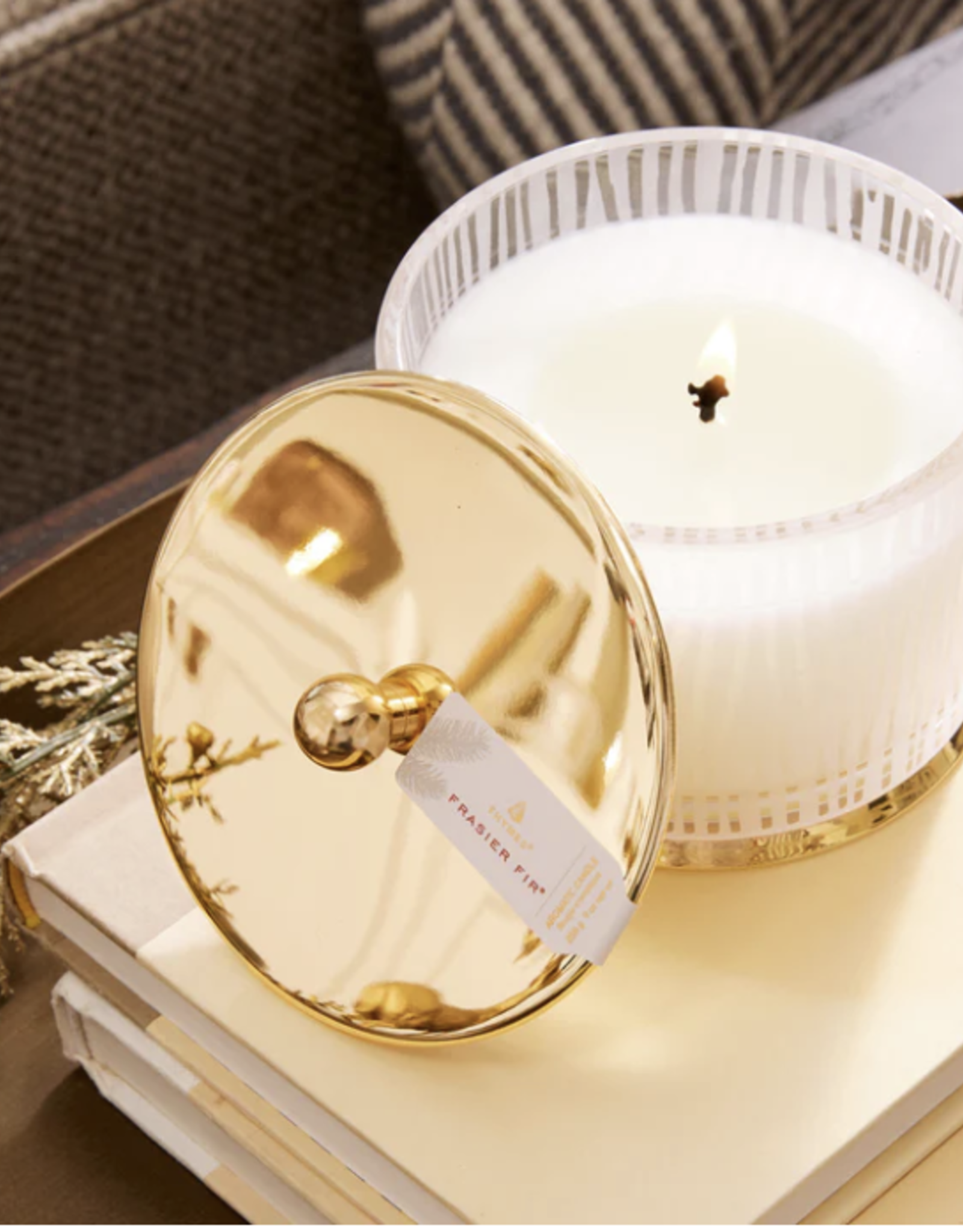 Frasier Fir Medium Frosted Wood Grain Candle