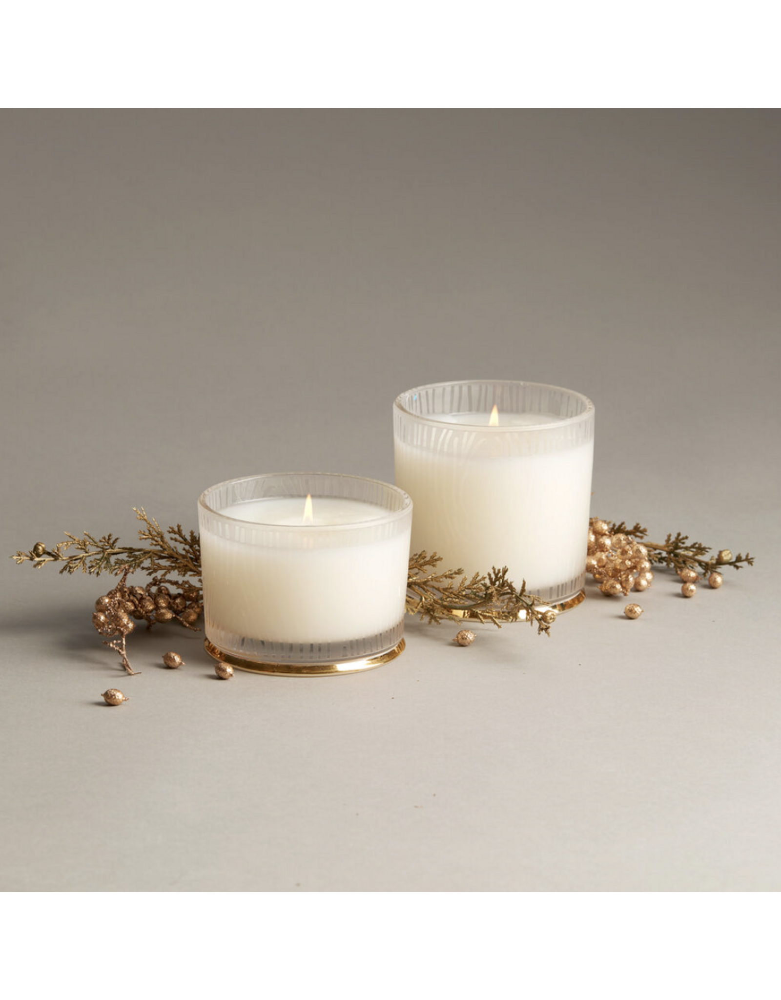 Frasier Fir Medium Frosted Wood Grain Candle