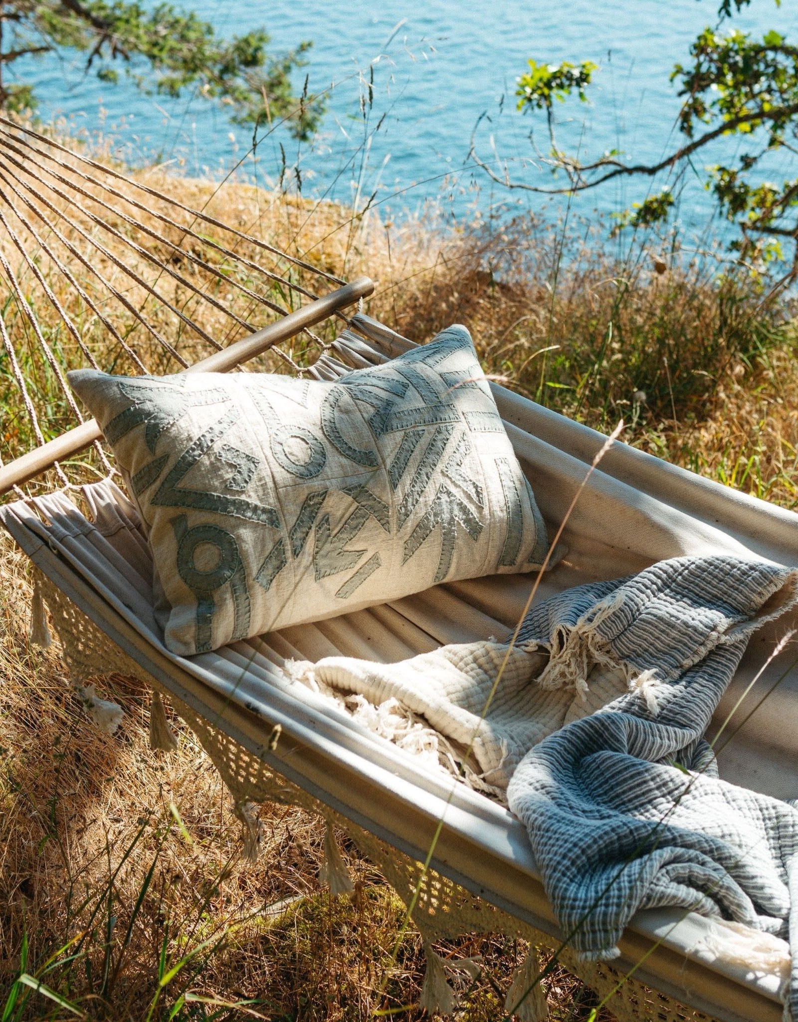 Nantucket Stripe Throw