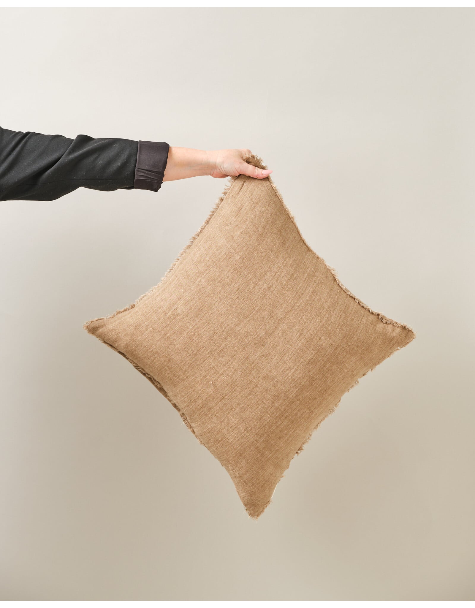 Lina Linen Pillow, Hazelnut 20x20