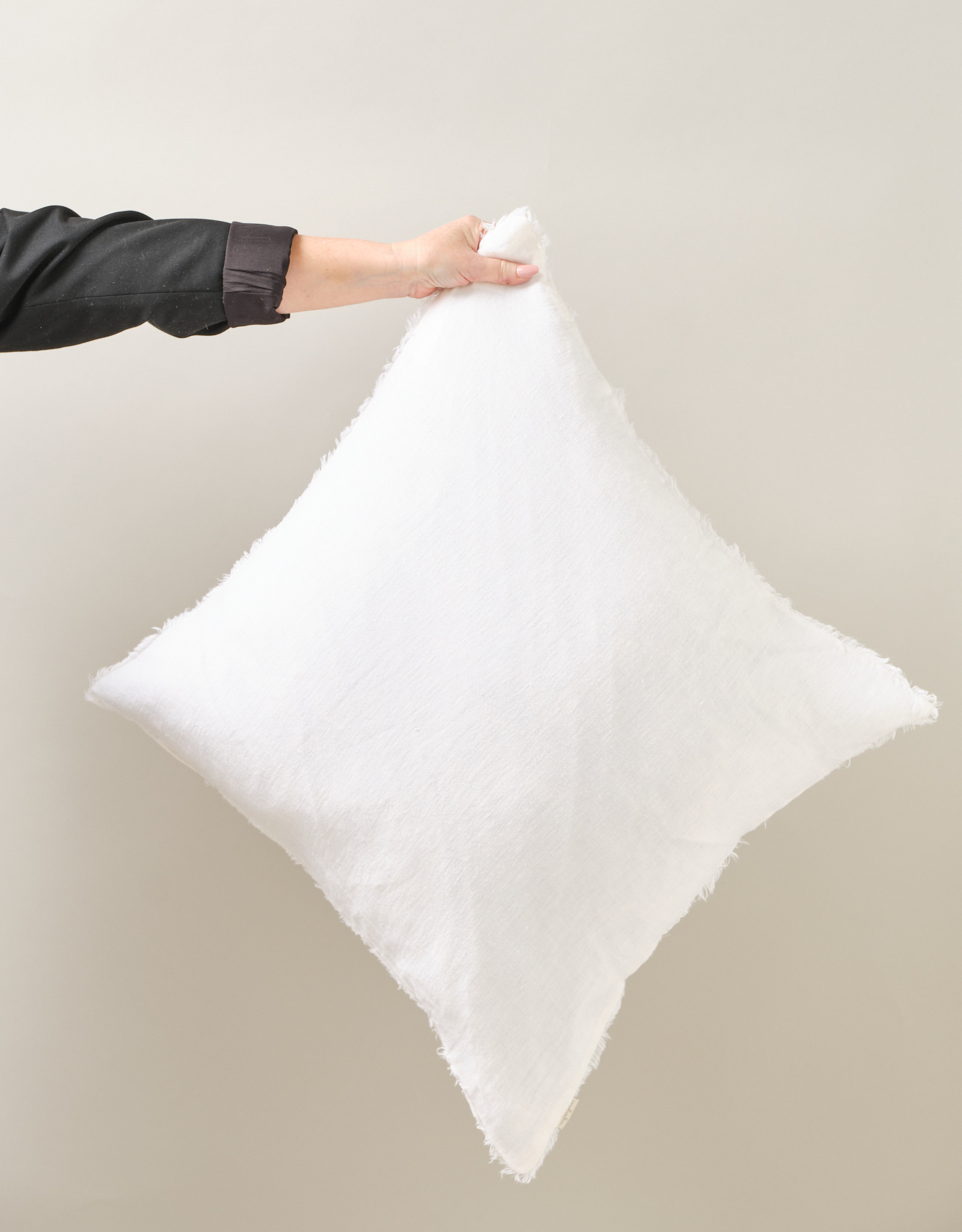 Lina Linen Pillow, White