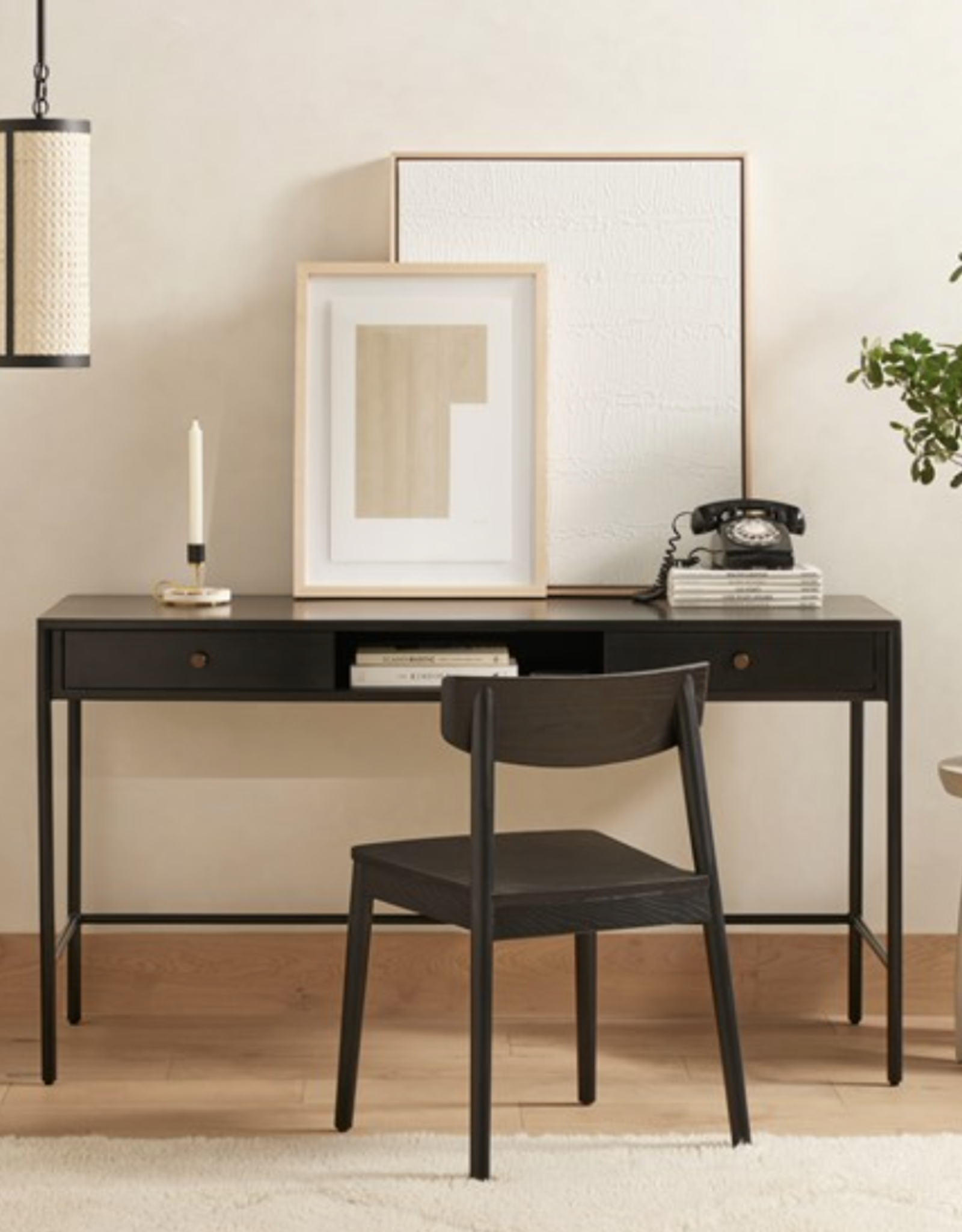 Soto Desk in Black