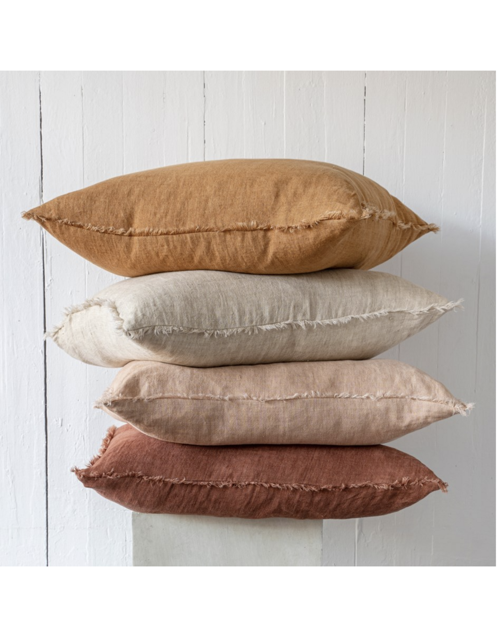 Lina Linen Pillow, Dune 24x24