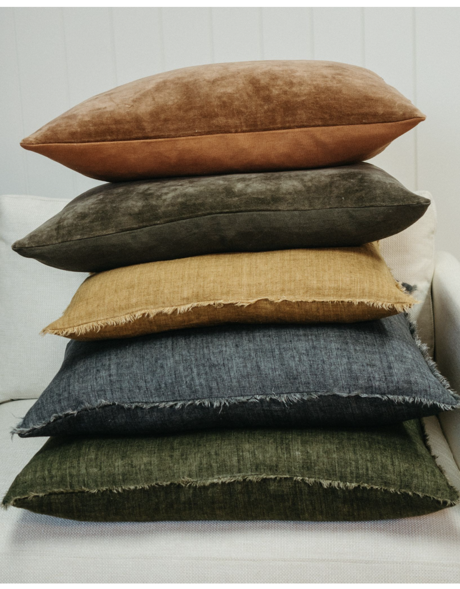 Vera Velvet Pillow, Sienna 16x24