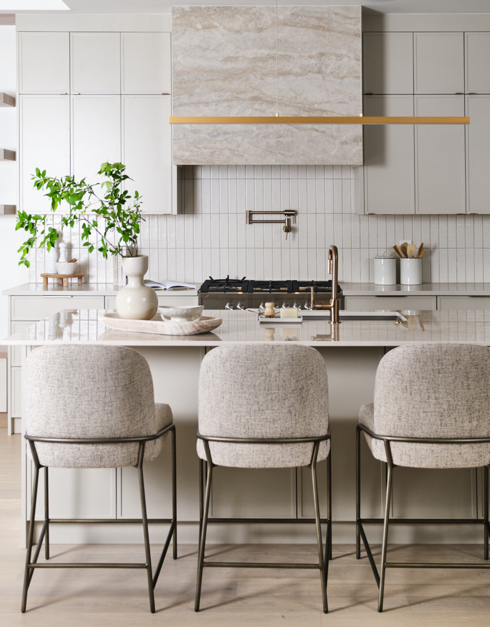 Astrud Bar Stool -Lyon Pewter