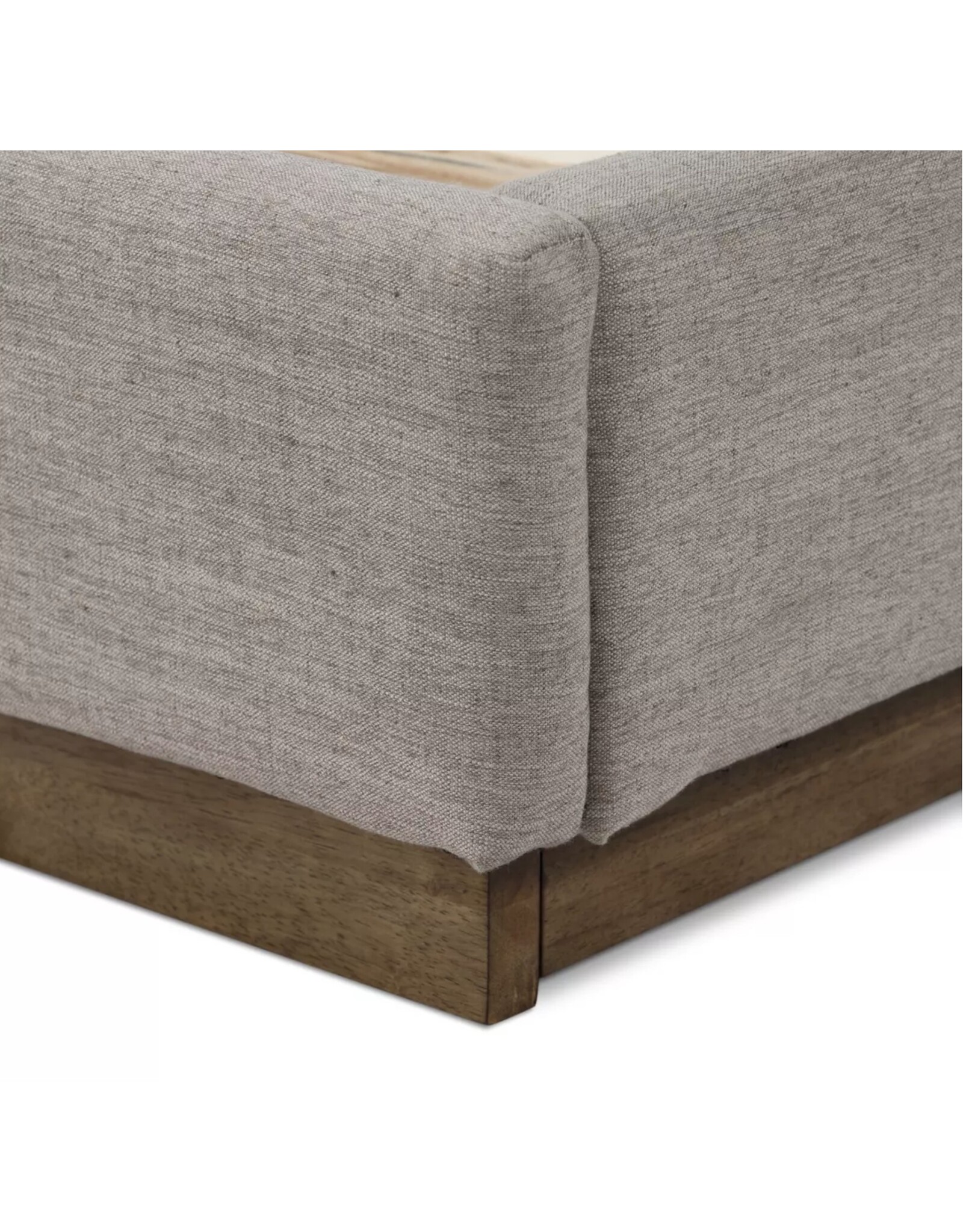 Montgomery King Bed in Saville Flannel