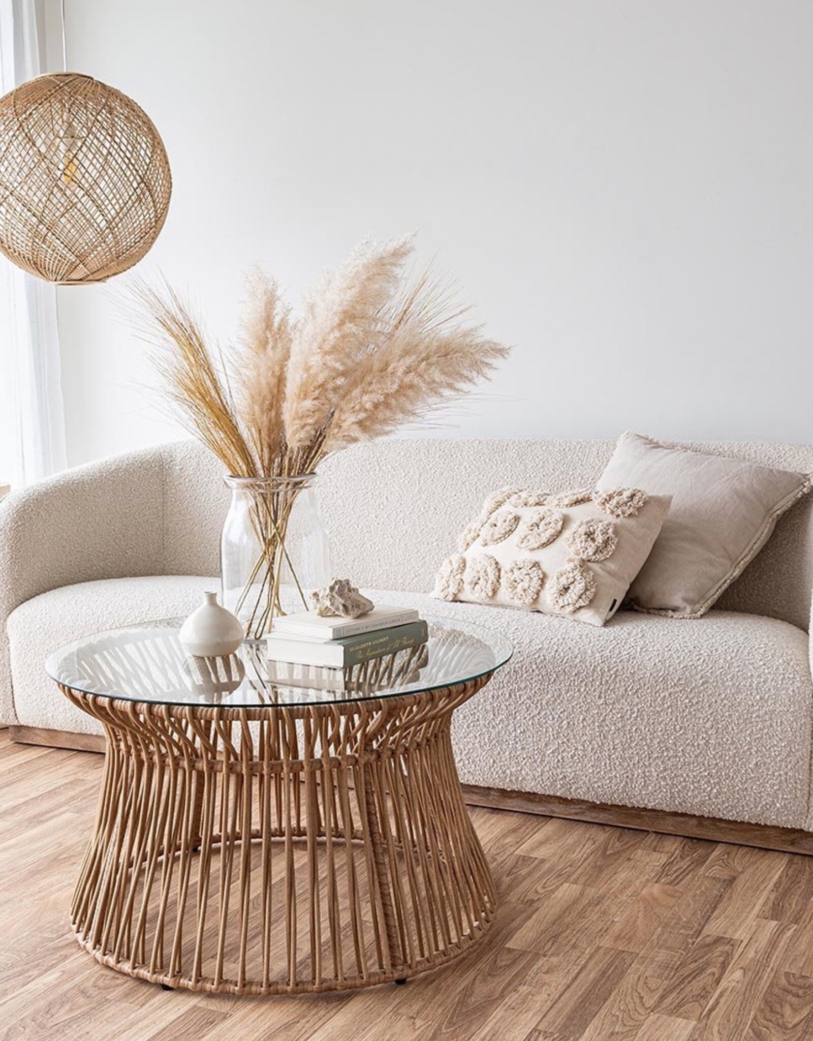 Evita Sofa-80"