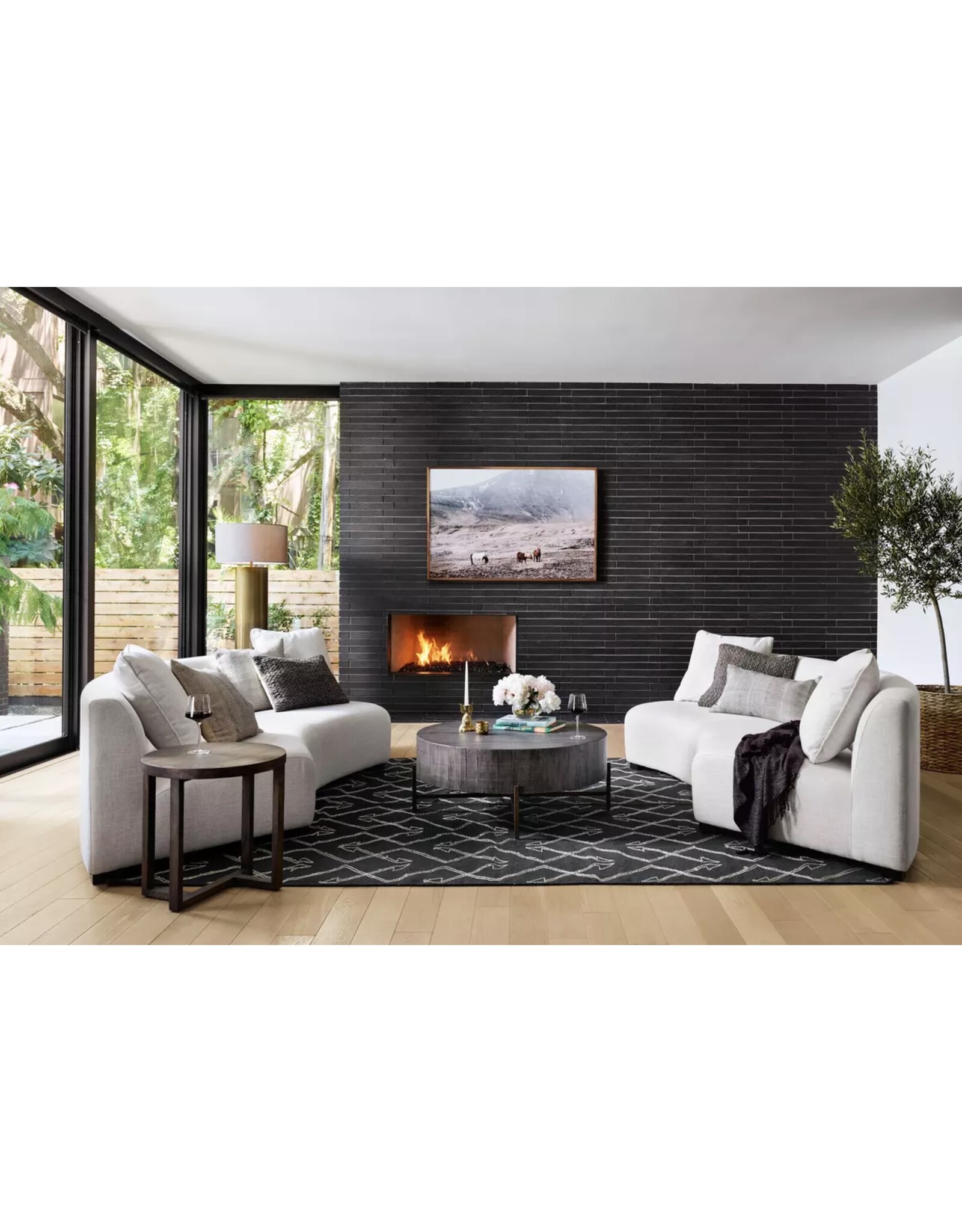 Liam 2 Piece Sectional in Dover Crescent