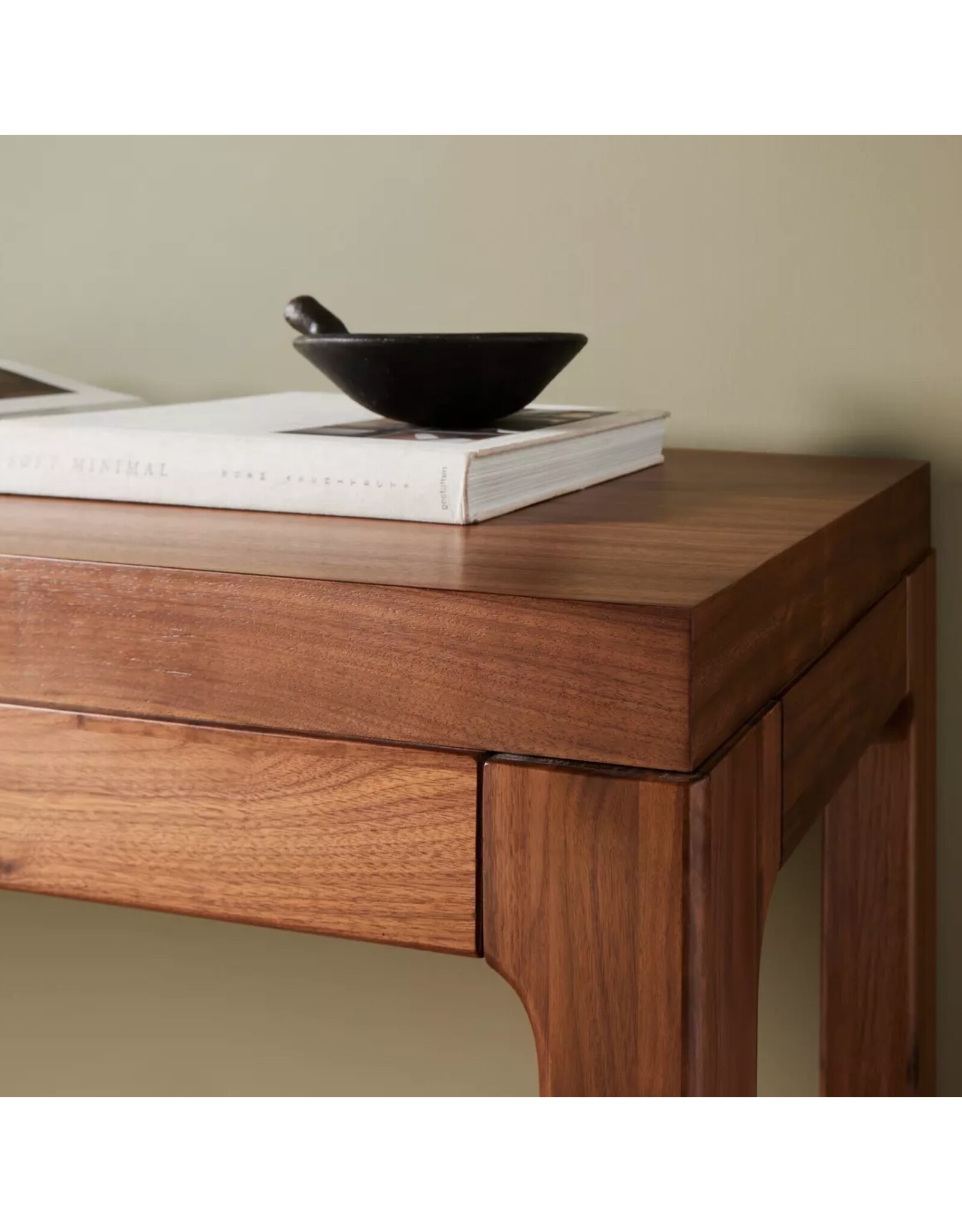 Arturo Console Table