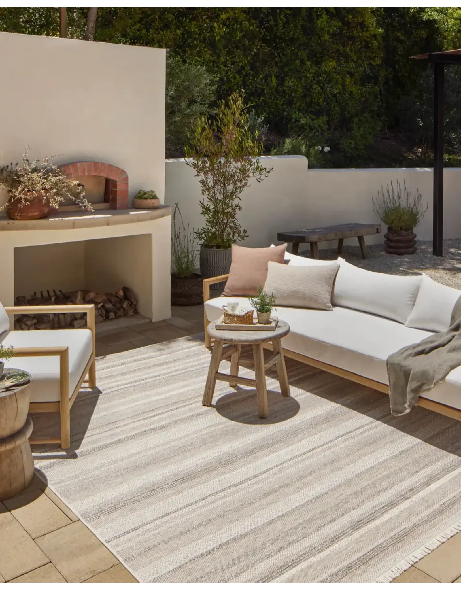 Amber Lewis × Loloi Malibu Rug MAB-02 Ivory / Dove